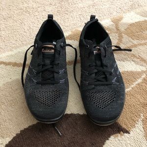 Nike focus flyknit shoes